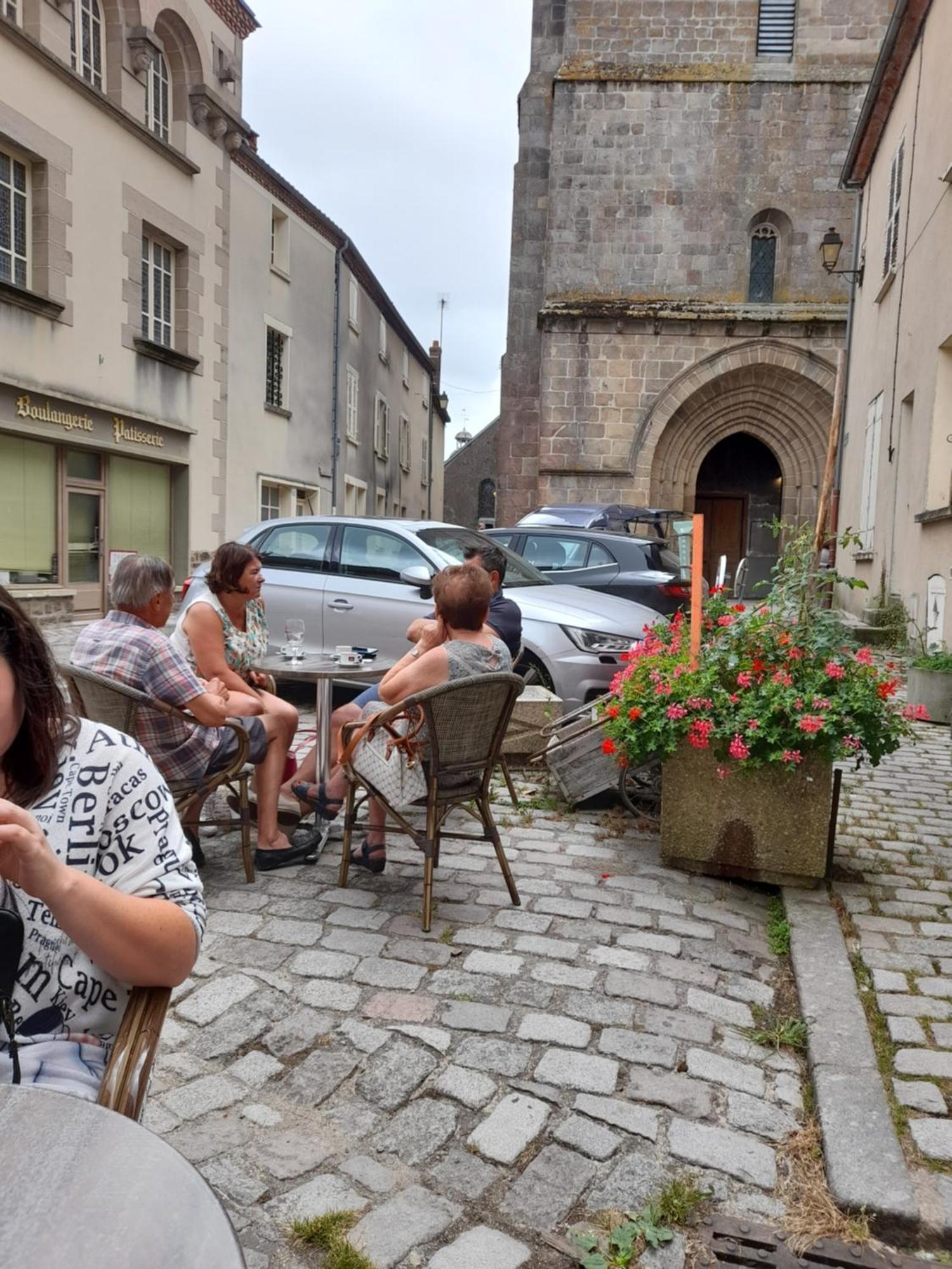 Maison En Ville Avec Terrasse Ensoleillee Et Wi-Fi Magnac-Laval Exteriér fotografie
